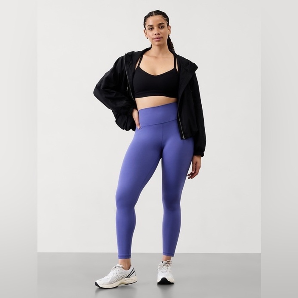Athleta transcend high rise leggings in Dusk medium EUC
